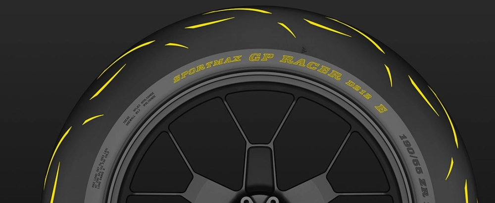Pneu avant dunlop gp racer d212 piste/route 17' 120/70 zr 17