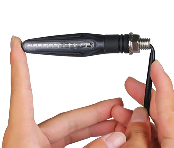 Paire de clignotants séquentiels universels + veilleuse à led + stop