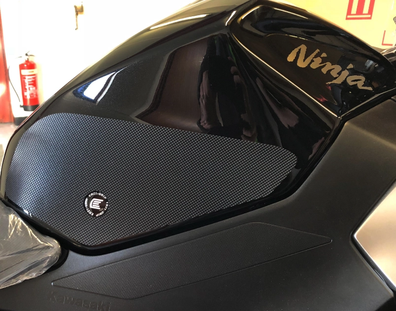 Paire de grip de réservoir evo transparent eazi-grip¨  pour kawasaki ninja 400 2018