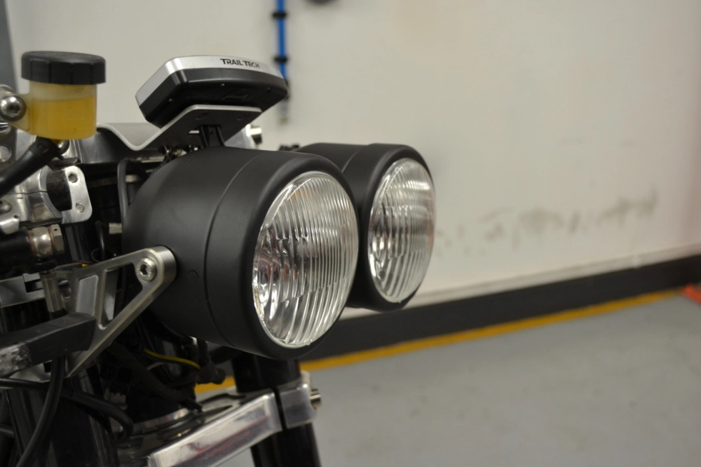 Double phare métal 2 x 35w noir ou chrome