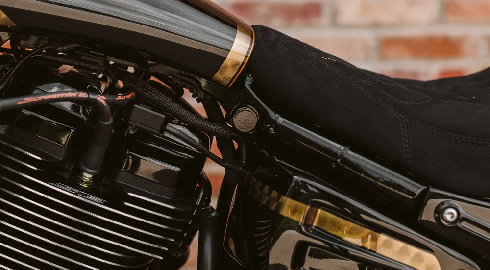 Couvercles de boulons supérieurs d'amortisseur arrière m8 softail