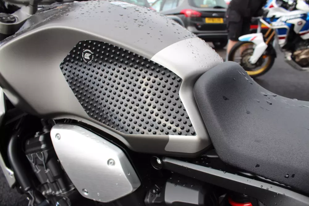 Grip de réservoir pro transparent eazi-grip honda cb1000r 2018