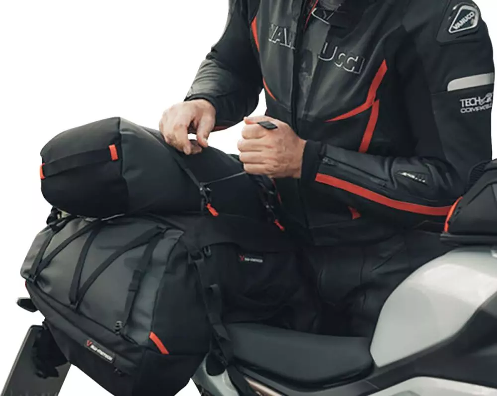 Https://site.moto-vision.com/medias/img/sw-motech/35160348-03.jpg