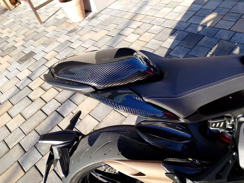 Coque arrière carbone mv agusta brutale 800 2017-..