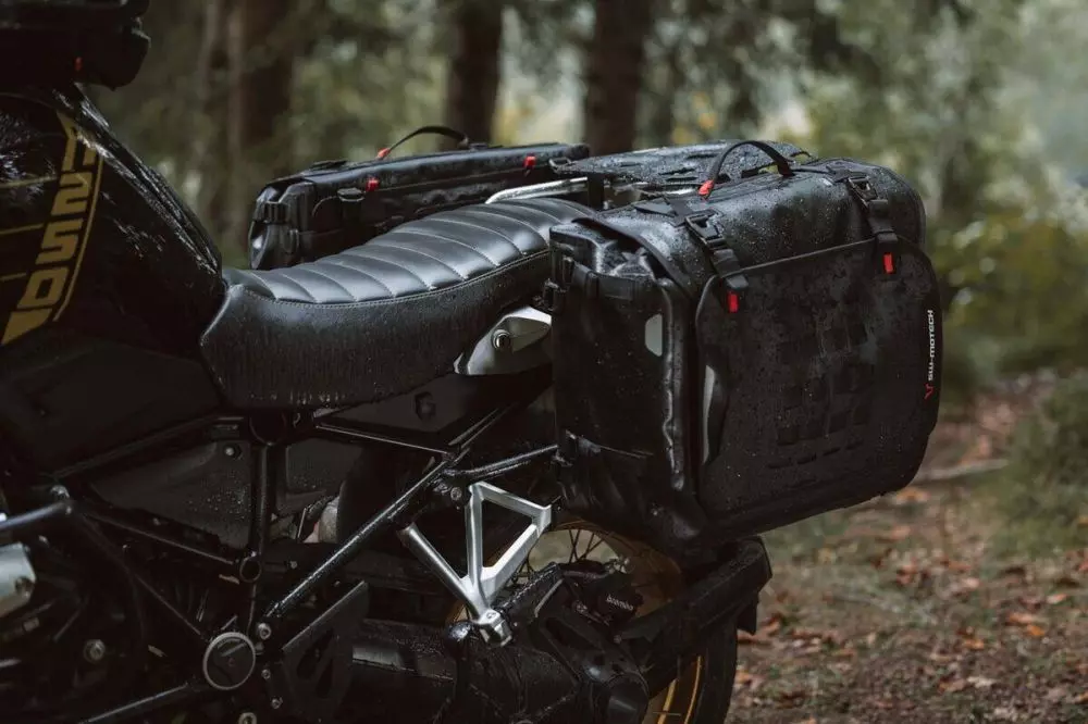 Https://site.moto-vision.com/medias/img/sw-motech/35011950-07.jpg