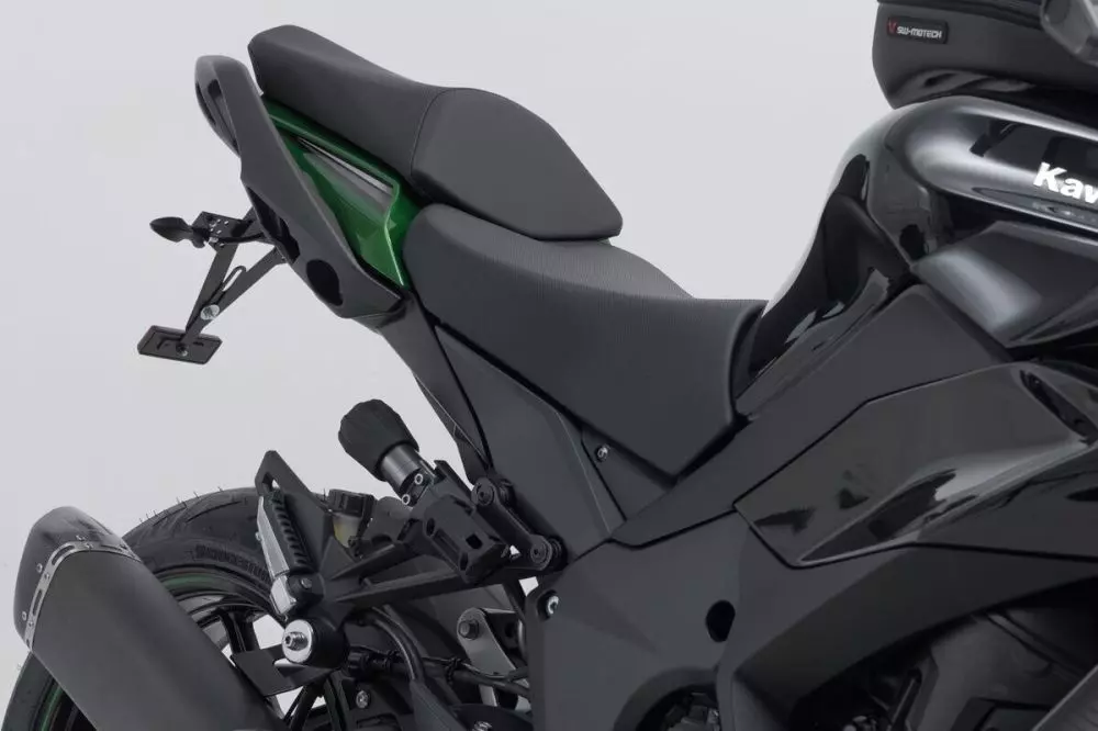 Https://site.moto-vision.com/medias/img/sw-motech/35100154-08.jpg
